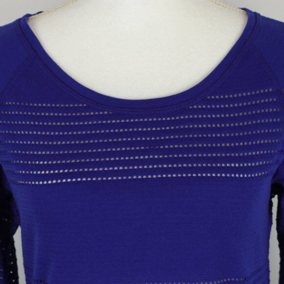 Athleta Limitless Women's XS Purple Scoop Neck Long Sleeve Activewear Top - Picture 3 of 9